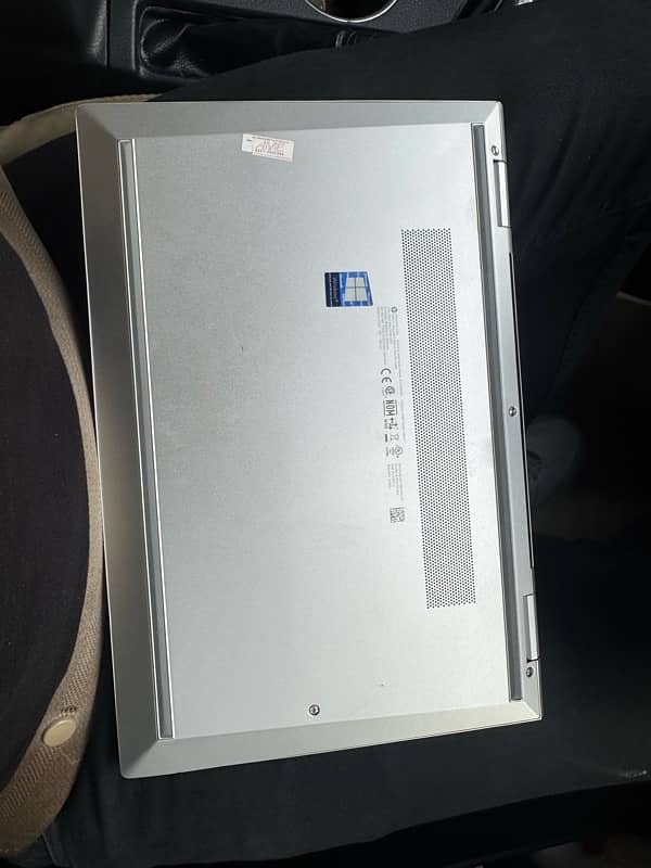 HP EliteBook x360 830 G7 1