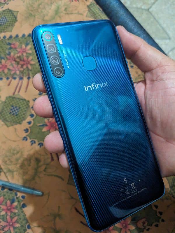 Infinix S5 6/126 GB in good condition 3