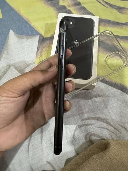 iPhone 11 128gb non PTA 2