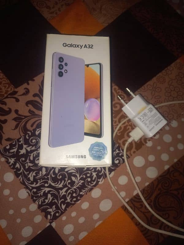 samsung a32 full box 10/10  all OK mobile no opend no rapier 10