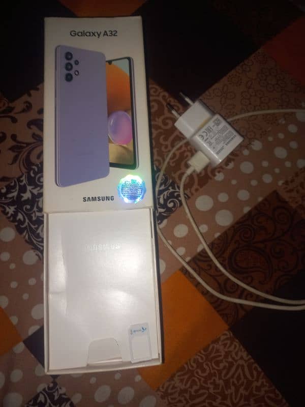 samsung a32 full box 10/10  all OK mobile no opend no rapier 11