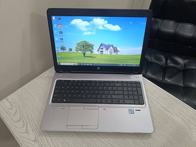 Hp probook 650 g2 core i5 7th gen i5-7440hq quadcore 15.6 inch Numpad 1