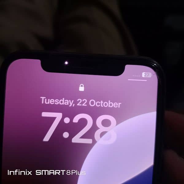 iphone 11 pro & Infinix smart 8 plus 7