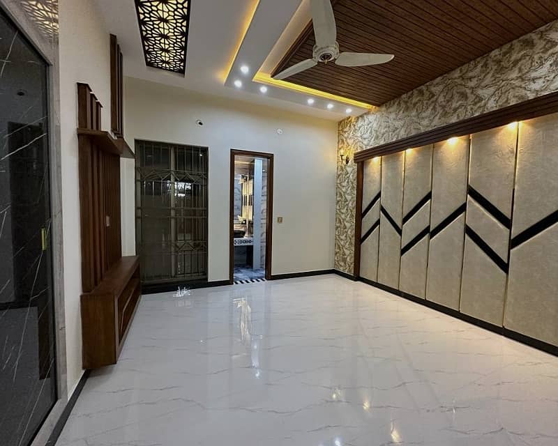 10 Marla brand New House for Rent in Bahria Town 9