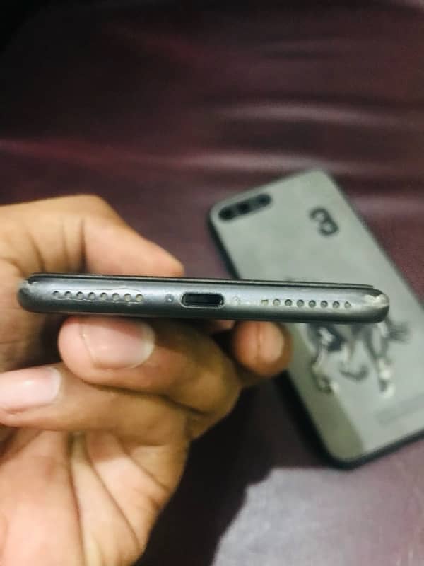 iPhone 8plus pta approved 0