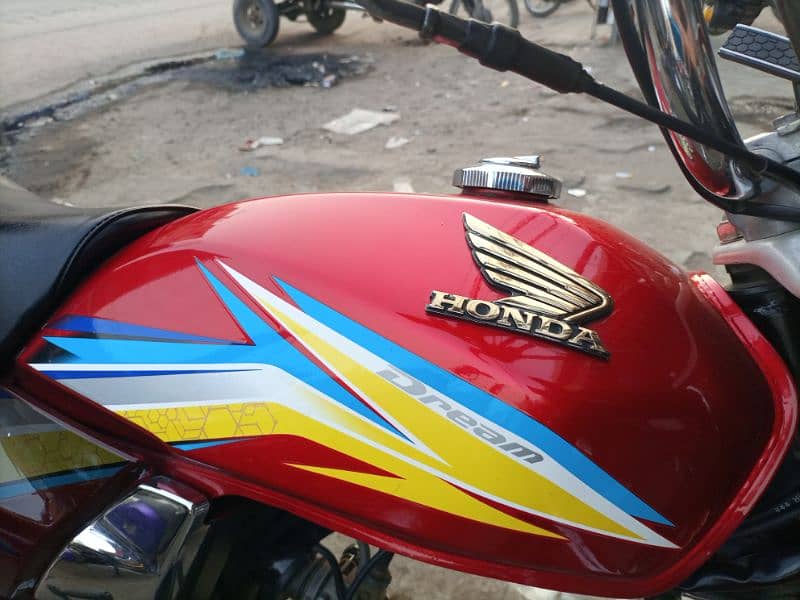 Honda Dream 2018 Model 2