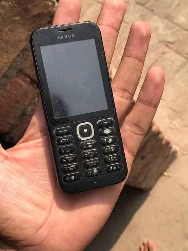 nokia 215 1 sim chalti hai baki totally ok and original condition 0