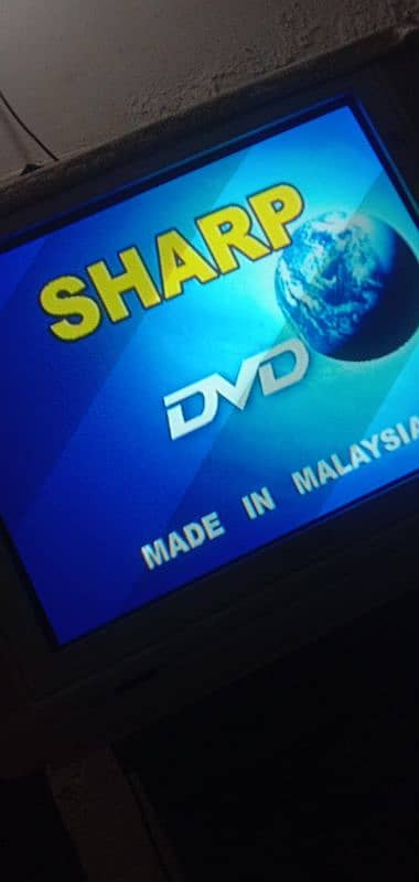 Sharp dvd player in excellent condition 4