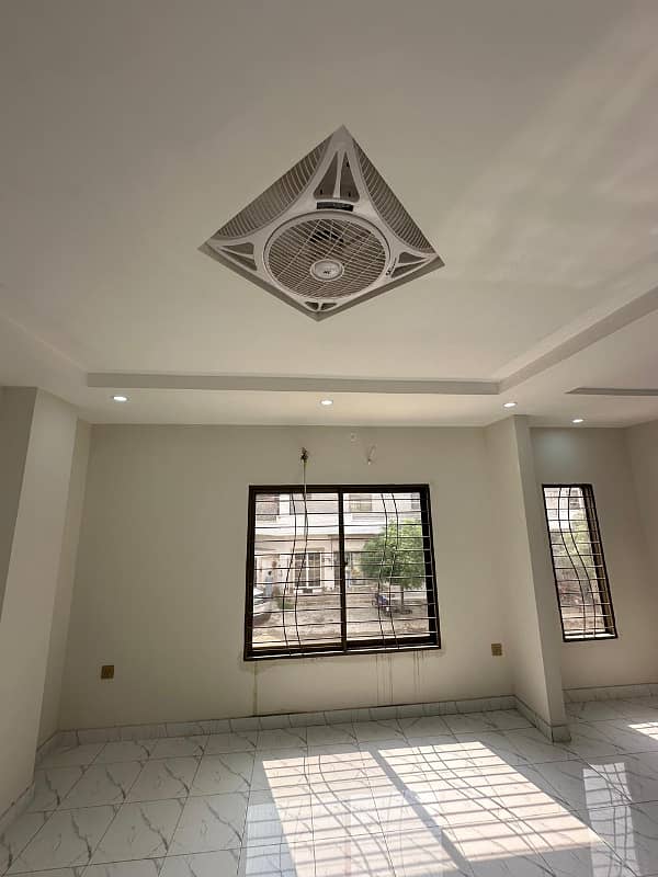 One Bed Semi Furnished Apartment Available For Rent In LDA Avenue 1 4