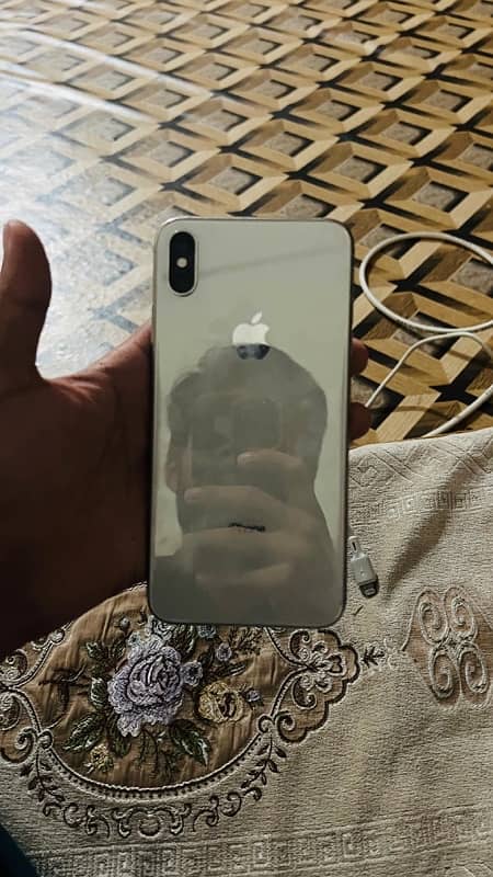 iphone XS max white 3