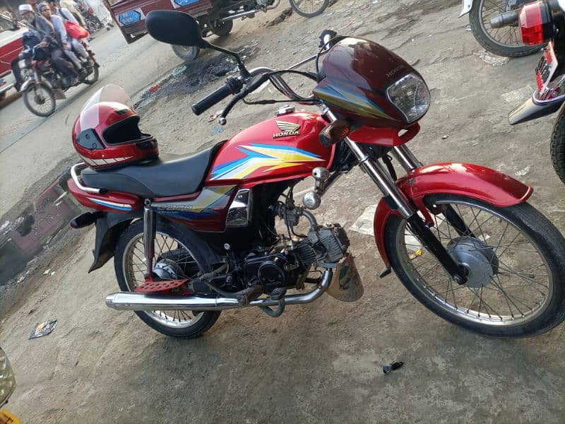 Honda Dream 2018 Model 15