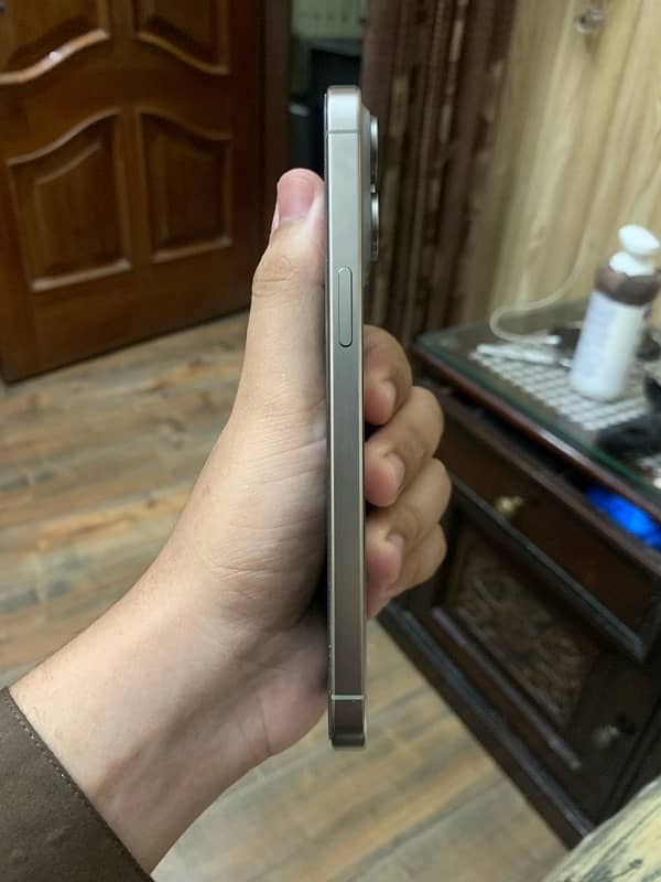 iphone 15pro max 256gb Physical+Esim PTA approved 1