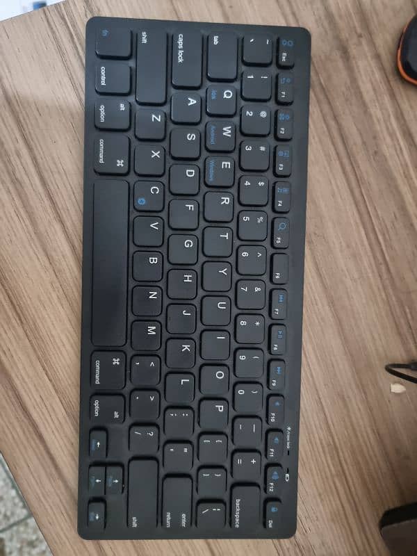 Bluetooth wireless keyboard slim and sleek 1