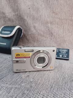 Panasonic Lumix DMC F3