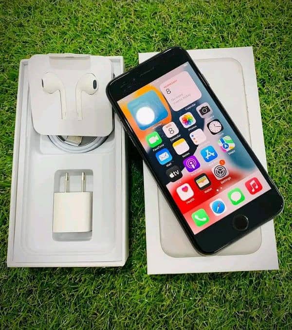 iphone 7 128gb PTA approved 03457061567 my WhatsApp number 0