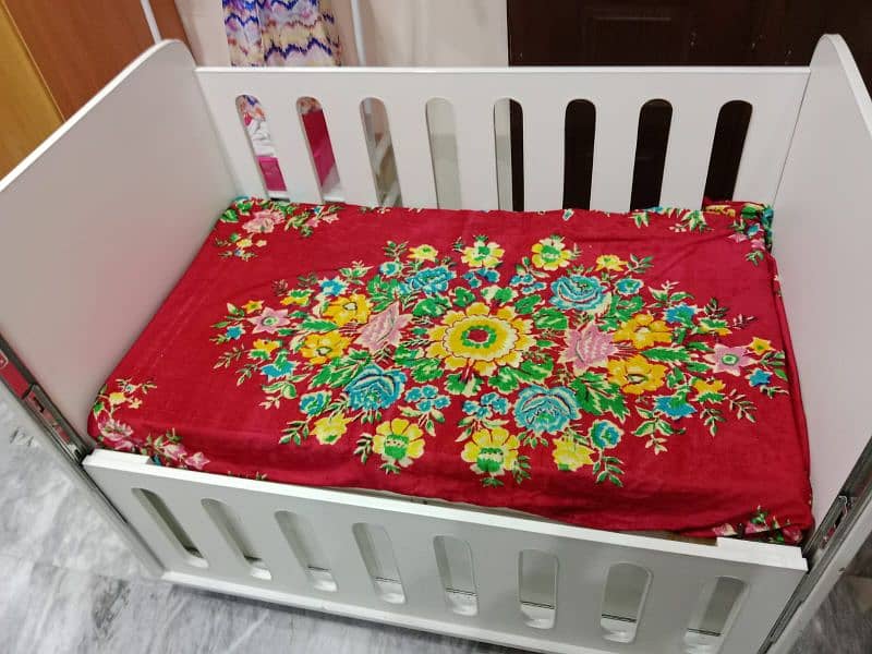 Kids Cot | Baby Cot | Wooden Coat | Bay Cot for sale 1