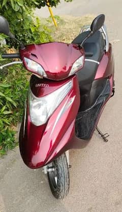 united 100 cc Scooty for sale