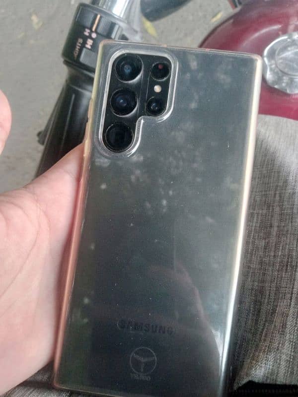 Samsung S22 Ultra 1