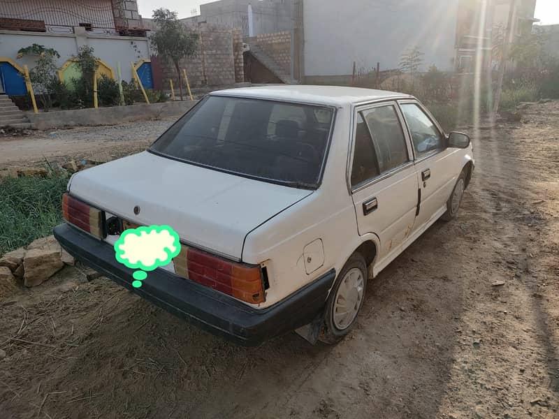 Nissan Sunny 1986 11