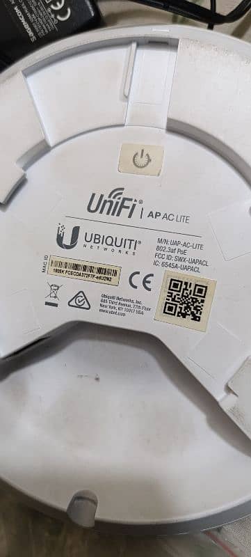 unique AP,  Linksys router 3 antenna 2