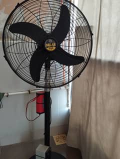 charging pedestal fan