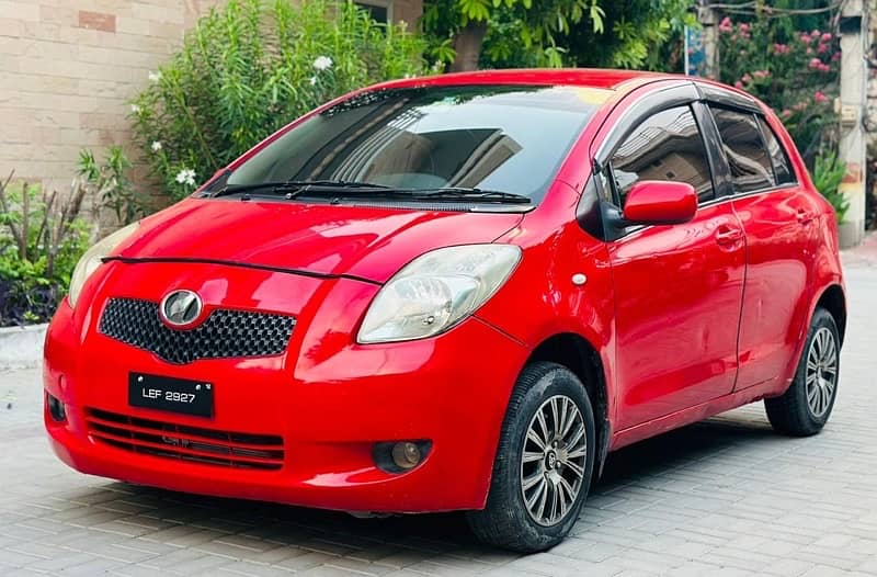 Toyota Vitz 2012 1