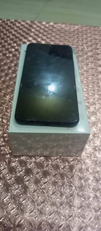 vivo y33s full box 3