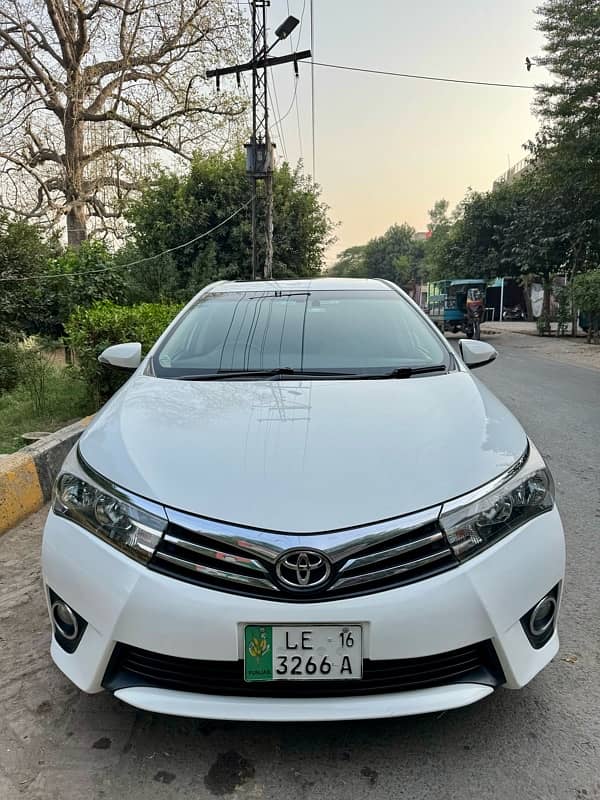 Toyota Altis Grande 2016 1