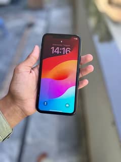 I phone XR