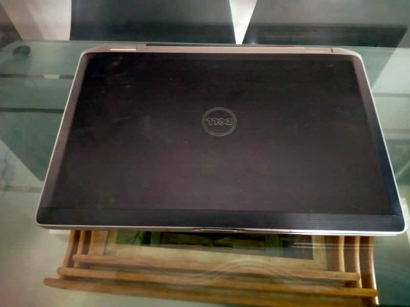 dell laptop 1