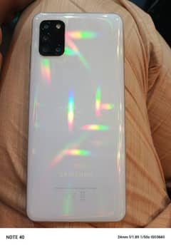 Samsung A31 4GB/128GB boxx ni ha