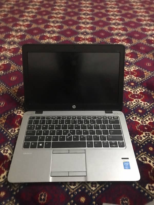 hp / intel CORE i7 vPro / 4 gb RAM / 100 GB ssd Storage 1