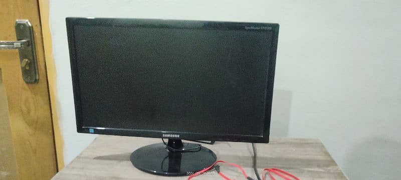 Original Sumsung computer LCD 20 inches (SyncMaster S20B300) 1