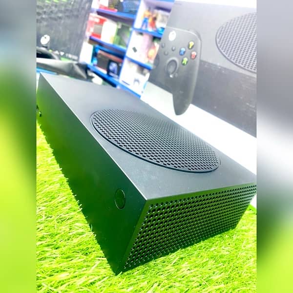 x box series s 1 Tb 3