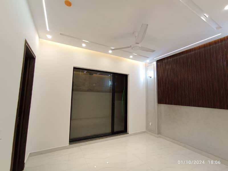 10 MARA LOWER PORTION FOR RENT IN WAPDA TOWN 10