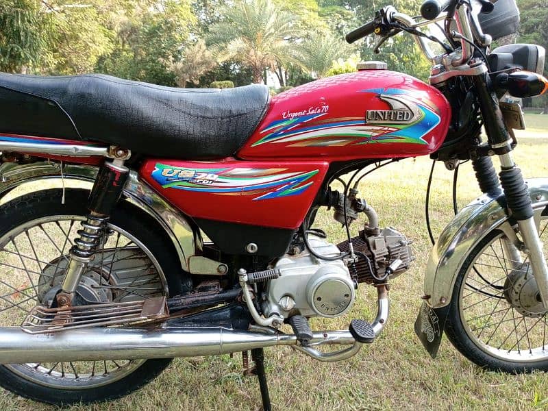 United Motorcycle in very good condition as shown in pics 3