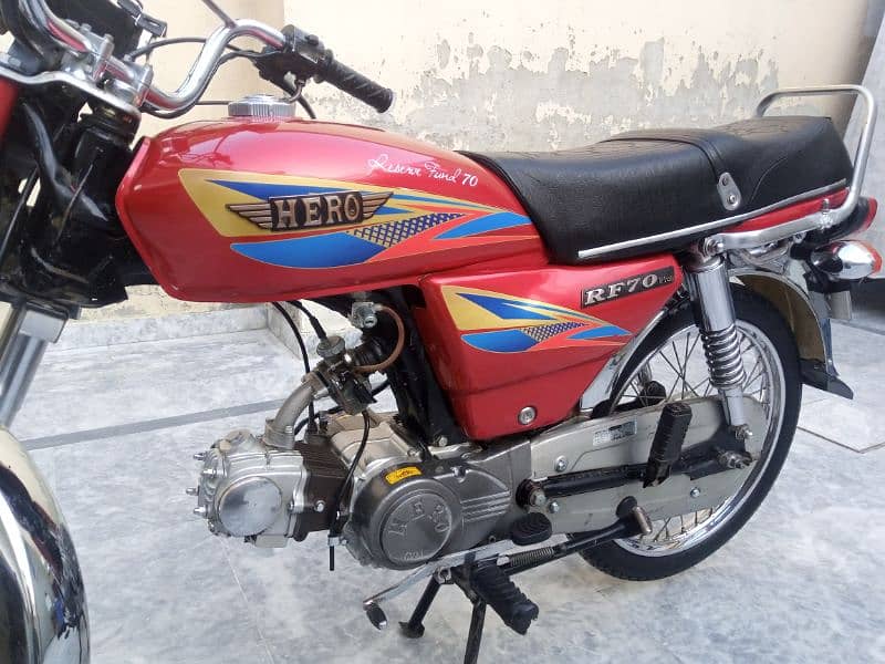 Hero (2011) Model Japani 2