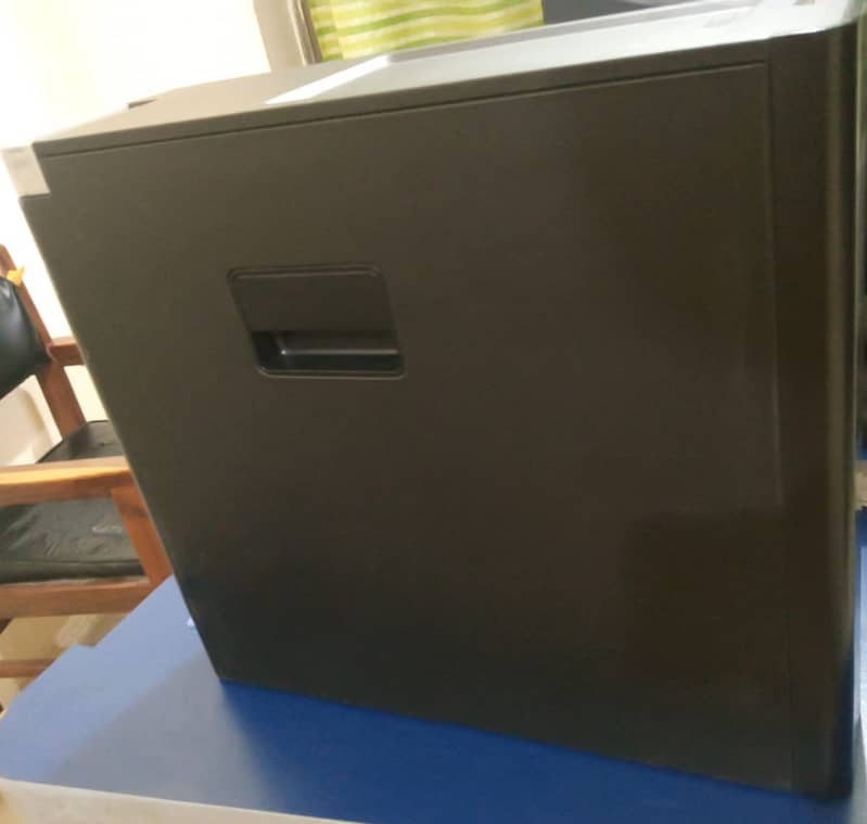 Dell Precision Tower 5810 Workstation 2