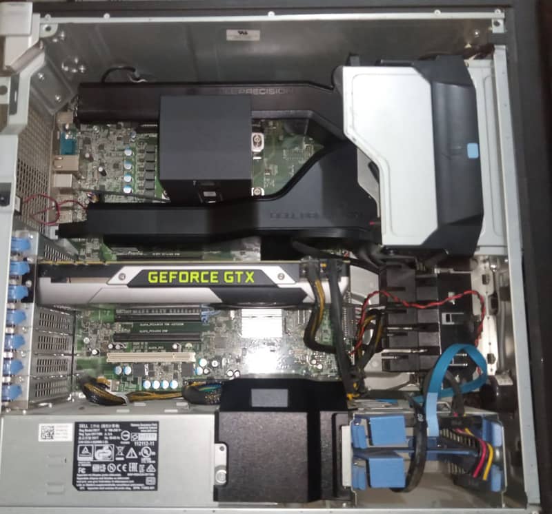 Dell Precision Tower 5810 Workstation 14