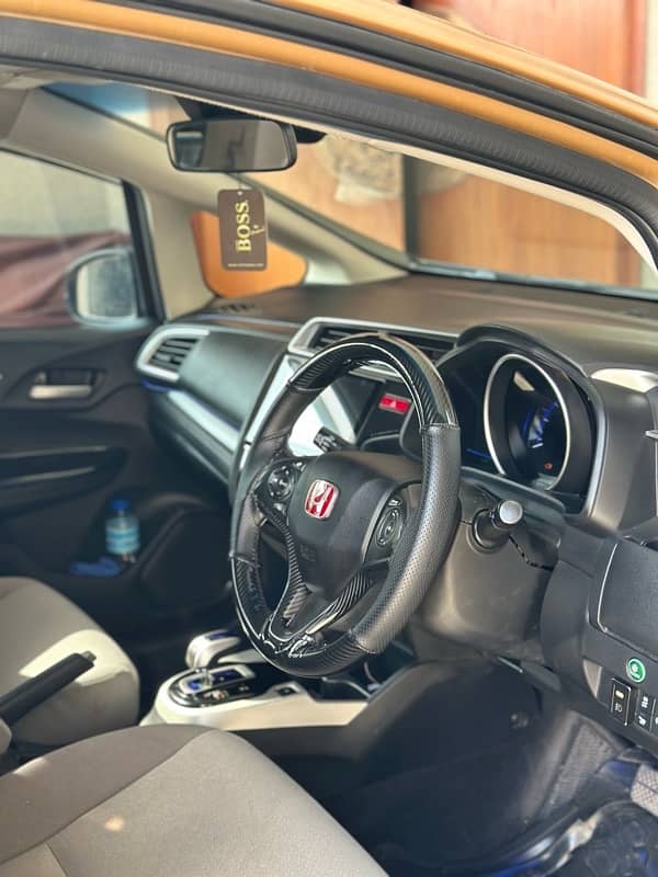 HONDA FIT 1.5 HYBRID 12