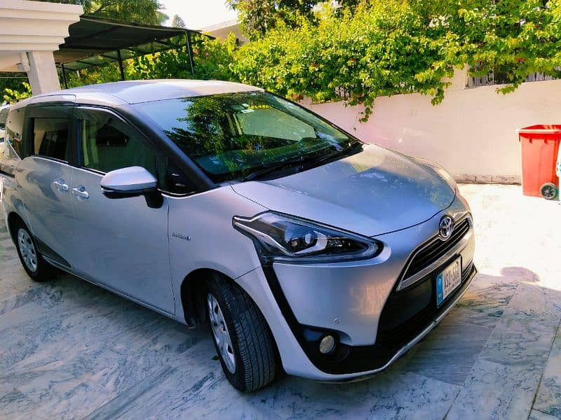 Toyota Sienta 2021 4