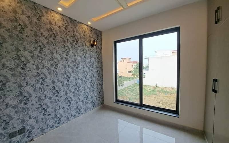 5 Marla Luxury House Available For rent In DHA Phase 9 Town Lahore 17