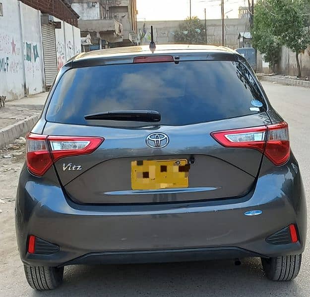 Toyota Vitz 2018 6