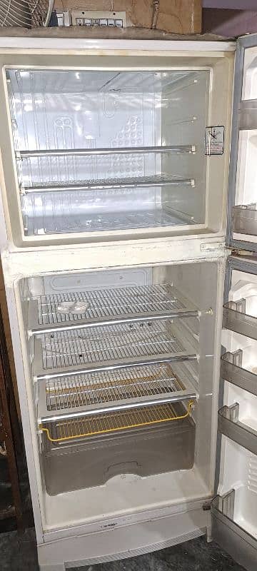 Refrigerator 1