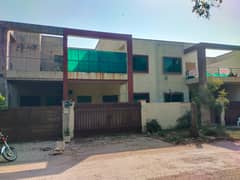 5 Marla House For Sale In E-Block Khayaban E Amin Society Lhr.