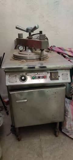 Broast Machine For Urgent Sale