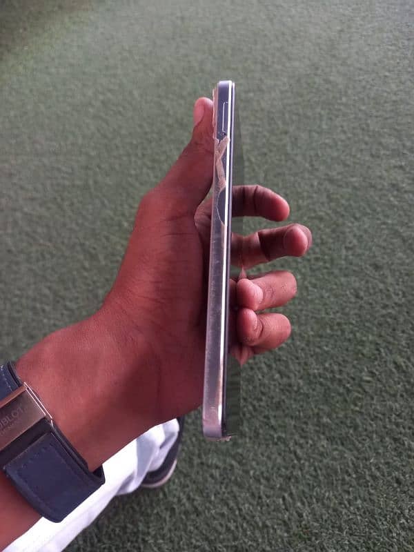 Infinix Hot 30 Play 10/10 Condition Urgent sell 4