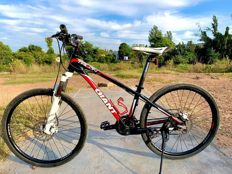 GIANT Bicycle Taiwan Import. 0