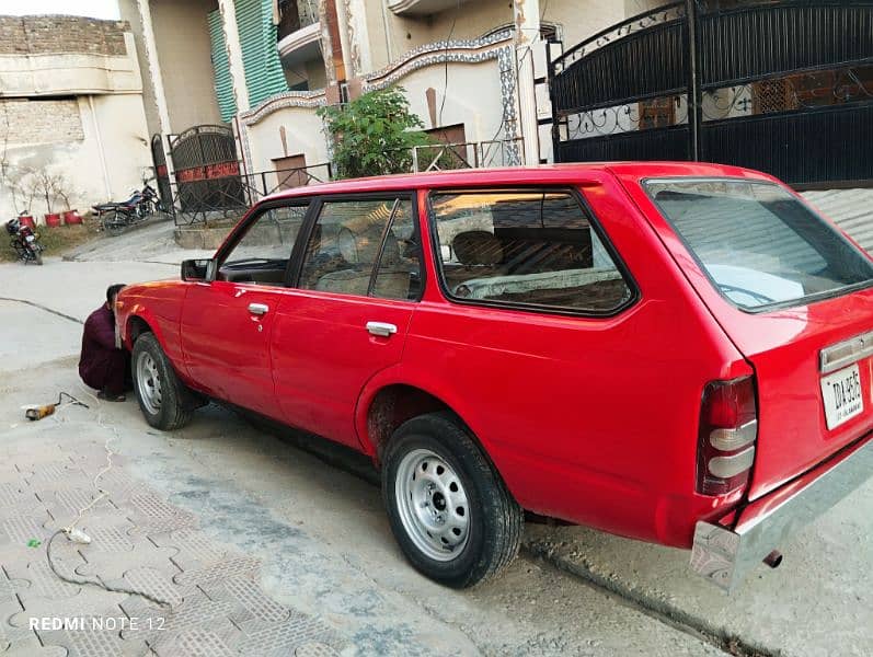 State Car (Toyota Corona 1980) 7