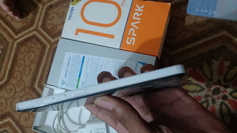 Tecno spark 10 pro all ok 8+8/128. GB box charger available 6